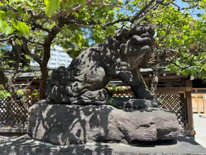 湯島天満宮の{uncategorized: "未分類", other: "その他", undefined: "問題あり", building: "その他建物", grave: "お墓", sacred_gate: "鳥居", guardian: "狛犬", statue: "像", buddha: "仏像", history: "歴史", nature: "自然", garden: "庭園", animal: "動物", pagoda: "塔", temizu: "手水舎", mountain_gate: "山門・神門", sanctuary: "本殿・本堂", subordinate: "末社・摂社", art: "芸術", scenery: "景色", jizo: "地蔵", ema: "絵馬", goshuin: "御朱印", omikuji: "おみくじ", items: "授与品その他", amulet: "お守り", goshuincho: "御朱印帳", eats: "食事", festival: "お祭り", votive_dance: "神楽", shichigosan: "七五三参", wedding: "結婚式", experience: "体験その他", initially: "初詣", around: "周辺", anti_infection: "感染症対策"}