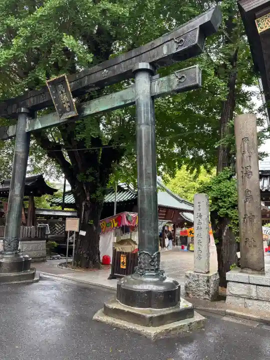 湯島天満宮の{uncategorized: "未分類", other: "その他", undefined: "問題あり", building: "その他建物", grave: "お墓", sacred_gate: "鳥居", guardian: "狛犬", statue: "像", buddha: "仏像", history: "歴史", nature: "自然", garden: "庭園", animal: "動物", pagoda: "塔", temizu: "手水舎", mountain_gate: "山門・神門", sanctuary: "本殿・本堂", subordinate: "末社・摂社", art: "芸術", scenery: "景色", jizo: "地蔵", ema: "絵馬", goshuin: "御朱印", omikuji: "おみくじ", items: "授与品その他", amulet: "お守り", goshuincho: "御朱印帳", eats: "食事", festival: "お祭り", votive_dance: "神楽", shichigosan: "七五三参", wedding: "結婚式", experience: "体験その他", initially: "初詣", around: "周辺", anti_infection: "感染症対策"}