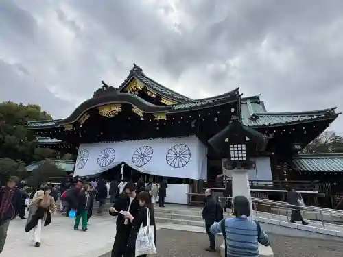 靖國神社の{uncategorized: "未分類", other: "その他", undefined: "問題あり", building: "その他建物", grave: "お墓", sacred_gate: "鳥居", guardian: "狛犬", statue: "像", buddha: "仏像", history: "歴史", nature: "自然", garden: "庭園", animal: "動物", pagoda: "塔", temizu: "手水舎", mountain_gate: "山門・神門", sanctuary: "本殿・本堂", subordinate: "末社・摂社", art: "芸術", scenery: "景色", jizo: "地蔵", ema: "絵馬", goshuin: "御朱印", omikuji: "おみくじ", items: "授与品その他", amulet: "お守り", goshuincho: "御朱印帳", eats: "食事", festival: "お祭り", votive_dance: "神楽", shichigosan: "七五三参", wedding: "結婚式", experience: "体験その他", initially: "初詣", around: "周辺", anti_infection: "感染症対策"}