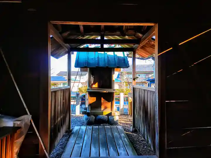 神明社(桜方)の本殿・本堂