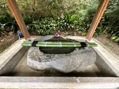賣太神社の手水舎