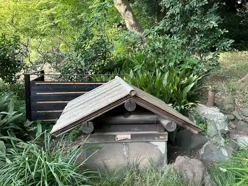 錦春稲荷大明神(東京都)