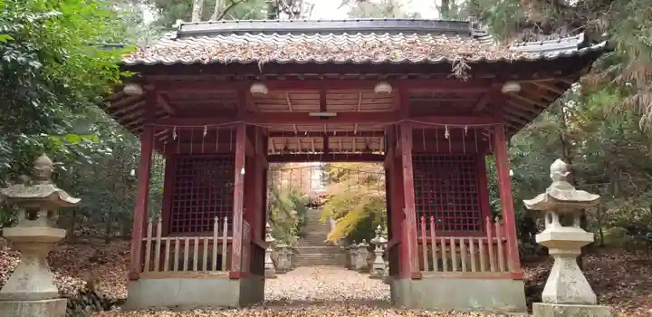 丑寅神社の山門・神門