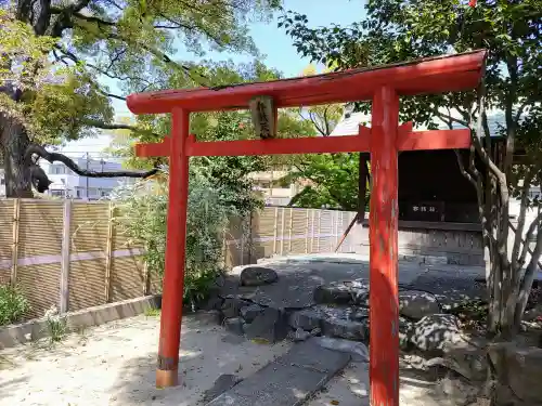 観音寺の鳥居