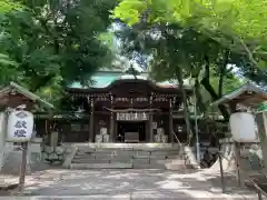 堤治神社の本殿