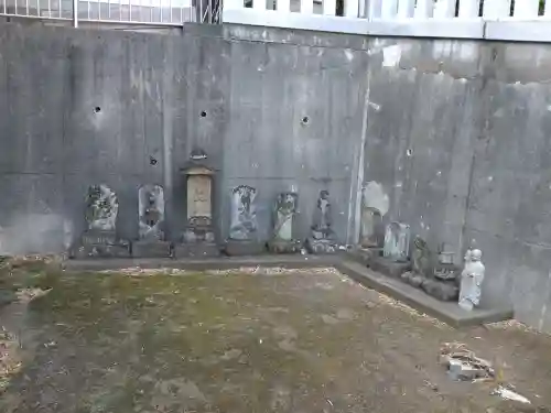 立石神社の{uncategorized: "未分類", other: "その他", undefined: "問題あり", building: "その他建物", grave: "お墓", sacred_gate: "鳥居", guardian: "狛犬", statue: "像", buddha: "仏像", history: "歴史", nature: "自然", garden: "庭園", animal: "動物", pagoda: "塔", temizu: "手水舎", mountain_gate: "山門・神門", sanctuary: "本殿・本堂", subordinate: "末社・摂社", art: "芸術", scenery: "景色", jizo: "地蔵", ema: "絵馬", goshuin: "御朱印", omikuji: "おみくじ", items: "授与品その他", amulet: "お守り", goshuincho: "御朱印帳", eats: "食事", festival: "お祭り", votive_dance: "神楽", shichigosan: "七五三参", wedding: "結婚式", experience: "体験その他", initially: "初詣", around: "周辺", anti_infection: "感染症対策"}