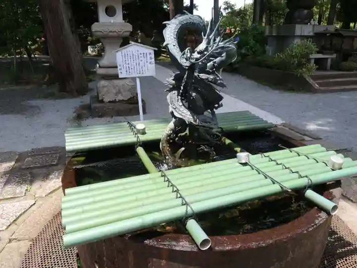 成相寺の手水舎