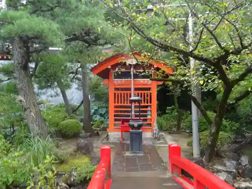 高幡不動尊　金剛寺の末社・摂社
