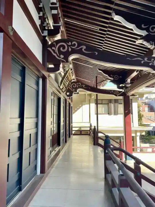 観音寺の{uncategorized: "未分類", other: "その他", undefined: "問題あり", building: "その他建物", grave: "お墓", sacred_gate: "鳥居", guardian: "狛犬", statue: "像", buddha: "仏像", history: "歴史", nature: "自然", garden: "庭園", animal: "動物", pagoda: "塔", temizu: "手水舎", mountain_gate: "山門・神門", sanctuary: "本殿・本堂", subordinate: "末社・摂社", art: "芸術", scenery: "景色", jizo: "地蔵", ema: "絵馬", goshuin: "御朱印", omikuji: "おみくじ", items: "授与品その他", amulet: "お守り", goshuincho: "御朱印帳", eats: "食事", festival: "お祭り", votive_dance: "神楽", shichigosan: "七五三参", wedding: "結婚式", experience: "体験その他", initially: "初詣", around: "周辺", anti_infection: "感染症対策"}