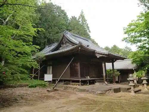 勝善寺の本殿・本堂