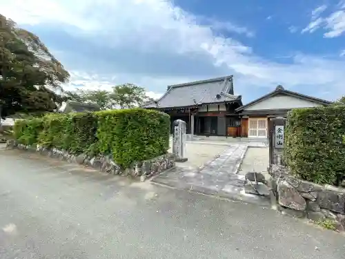 大日寺の{uncategorized: "未分類", other: "その他", undefined: "問題あり", building: "その他建物", grave: "お墓", sacred_gate: "鳥居", guardian: "狛犬", statue: "像", buddha: "仏像", history: "歴史", nature: "自然", garden: "庭園", animal: "動物", pagoda: "塔", temizu: "手水舎", mountain_gate: "山門・神門", sanctuary: "本殿・本堂", subordinate: "末社・摂社", art: "芸術", scenery: "景色", jizo: "地蔵", ema: "絵馬", goshuin: "御朱印", omikuji: "おみくじ", items: "授与品その他", amulet: "お守り", goshuincho: "御朱印帳", eats: "食事", festival: "お祭り", votive_dance: "神楽", shichigosan: "七五三参", wedding: "結婚式", experience: "体験その他", initially: "初詣", around: "周辺", anti_infection: "感染症対策"}