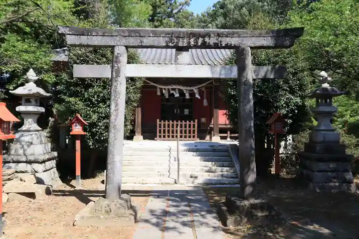篠塚稲荷神社の鳥居