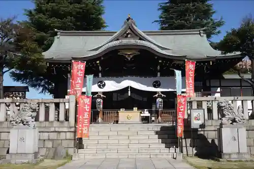 尾久八幡神社の本殿・本堂