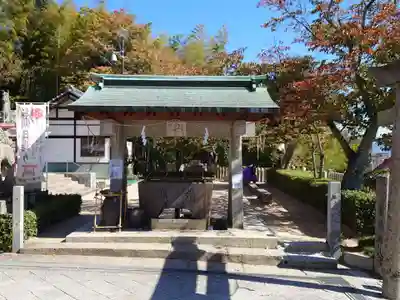 草津八幡宮の手水舎