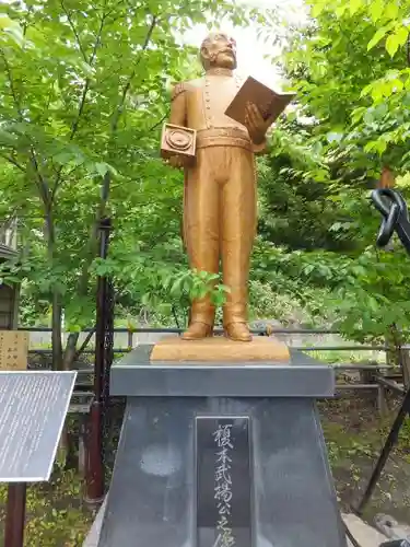 龍宮神社の像