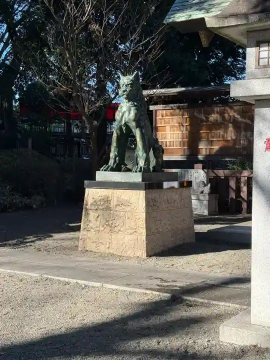 東新町氷川神社の{uncategorized: "未分類", other: "その他", undefined: "問題あり", building: "その他建物", grave: "お墓", sacred_gate: "鳥居", guardian: "狛犬", statue: "像", buddha: "仏像", history: "歴史", nature: "自然", garden: "庭園", animal: "動物", pagoda: "塔", temizu: "手水舎", mountain_gate: "山門・神門", sanctuary: "本殿・本堂", subordinate: "末社・摂社", art: "芸術", scenery: "景色", jizo: "地蔵", ema: "絵馬", goshuin: "御朱印", omikuji: "おみくじ", items: "授与品その他", amulet: "お守り", goshuincho: "御朱印帳", eats: "食事", festival: "お祭り", votive_dance: "神楽", shichigosan: "七五三参", wedding: "結婚式", experience: "体験その他", initially: "初詣", around: "周辺", anti_infection: "感染症対策"}