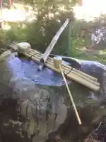 鳩吹稲荷神社の手水舎