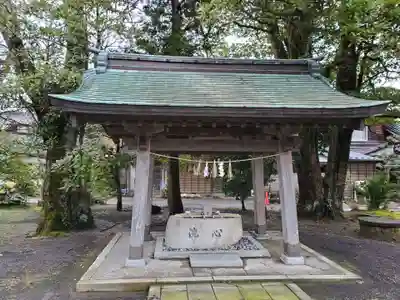 須受八幡宮の手水舎