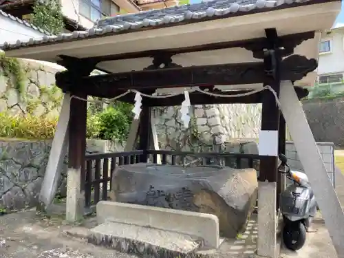 尾長天満宮の手水舎