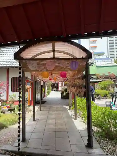 仙台大神宮の{uncategorized: "未分類", other: "その他", undefined: "問題あり", building: "その他建物", grave: "お墓", sacred_gate: "鳥居", guardian: "狛犬", statue: "像", buddha: "仏像", history: "歴史", nature: "自然", garden: "庭園", animal: "動物", pagoda: "塔", temizu: "手水舎", mountain_gate: "山門・神門", sanctuary: "本殿・本堂", subordinate: "末社・摂社", art: "芸術", scenery: "景色", jizo: "地蔵", ema: "絵馬", goshuin: "御朱印", omikuji: "おみくじ", items: "授与品その他", amulet: "お守り", goshuincho: "御朱印帳", eats: "食事", festival: "お祭り", votive_dance: "神楽", shichigosan: "七五三参", wedding: "結婚式", experience: "体験その他", initially: "初詣", around: "周辺", anti_infection: "感染症対策"}