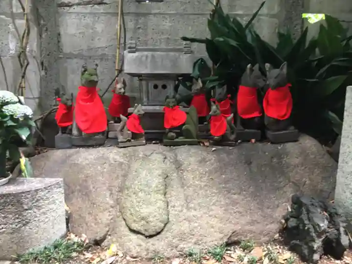 波除神社(波除稲荷神社)の狛犬