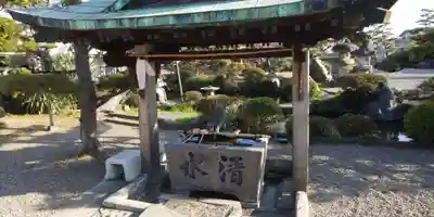 青塚社（北方町）の手水舎