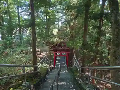 新屋山神社(山梨県)