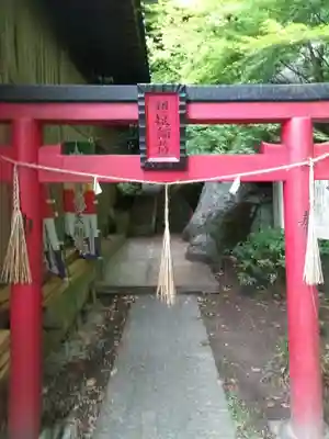 大岩弘法院の末社・摂社