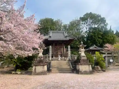 長楽寺観音堂の本殿・本堂