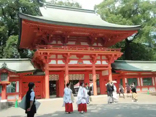 武蔵一宮氷川神社の山門