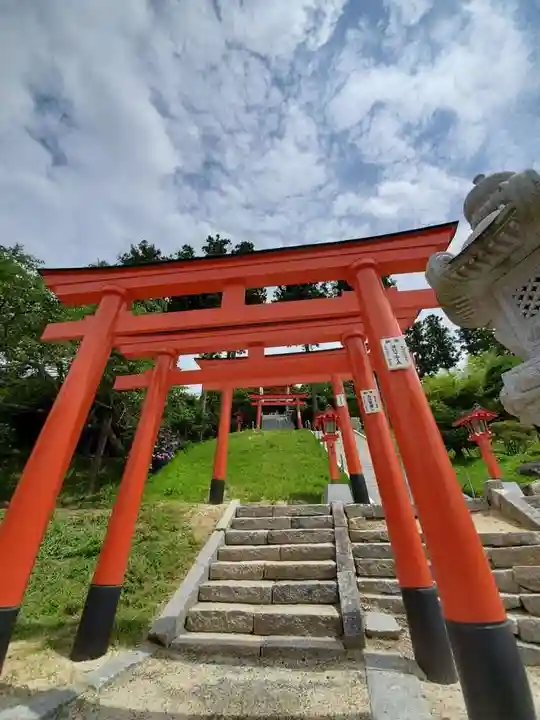 高屋敷稲荷神社の鳥居