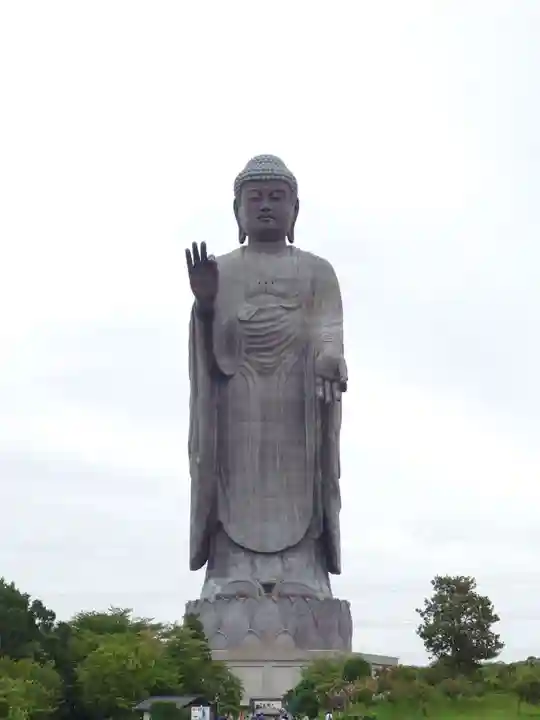 東本願寺本廟 牛久浄苑(牛久大仏)(茨城県)