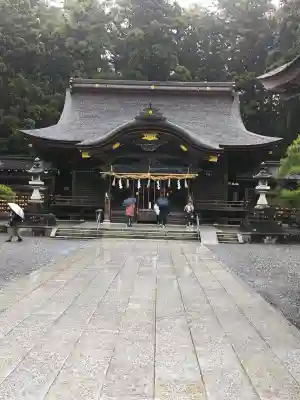 小國神社の{uncategorized: "未分類", other: "その他", undefined: "問題あり", building: "その他建物", grave: "お墓", sacred_gate: "鳥居", guardian: "狛犬", statue: "像", buddha: "仏像", history: "歴史", nature: "自然", garden: "庭園", animal: "動物", pagoda: "塔", temizu: "手水舎", mountain_gate: "山門・神門", sanctuary: "本殿・本堂", subordinate: "末社・摂社", art: "芸術", scenery: "景色", jizo: "地蔵", ema: "絵馬", goshuin: "御朱印", omikuji: "おみくじ", items: "授与品その他", amulet: "お守り", goshuincho: "御朱印帳", eats: "食事", festival: "お祭り", votive_dance: "神楽", shichigosan: "七五三参", wedding: "結婚式", experience: "体験その他", initially: "初詣", around: "周辺", anti_infection: "感染症対策"}