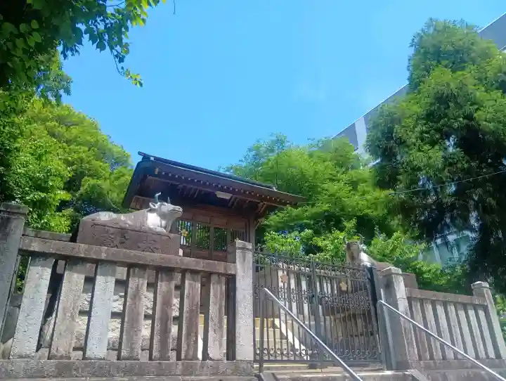 北野神社の{uncategorized: "未分類", other: "その他", undefined: "問題あり", building: "その他建物", grave: "お墓", sacred_gate: "鳥居", guardian: "狛犬", statue: "像", buddha: "仏像", history: "歴史", nature: "自然", garden: "庭園", animal: "動物", pagoda: "塔", temizu: "手水舎", mountain_gate: "山門・神門", sanctuary: "本殿・本堂", subordinate: "末社・摂社", art: "芸術", scenery: "景色", jizo: "地蔵", ema: "絵馬", goshuin: "御朱印", omikuji: "おみくじ", items: "授与品その他", amulet: "お守り", goshuincho: "御朱印帳", eats: "食事", festival: "お祭り", votive_dance: "神楽", shichigosan: "七五三参", wedding: "結婚式", experience: "体験その他", initially: "初詣", around: "周辺", anti_infection: "感染症対策"}