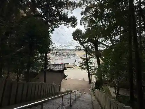 往馬坐伊古麻都比古神社の{uncategorized: "未分類", other: "その他", undefined: "問題あり", building: "その他建物", grave: "お墓", sacred_gate: "鳥居", guardian: "狛犬", statue: "像", buddha: "仏像", history: "歴史", nature: "自然", garden: "庭園", animal: "動物", pagoda: "塔", temizu: "手水舎", mountain_gate: "山門・神門", sanctuary: "本殿・本堂", subordinate: "末社・摂社", art: "芸術", scenery: "景色", jizo: "地蔵", ema: "絵馬", goshuin: "御朱印", omikuji: "おみくじ", items: "授与品その他", amulet: "お守り", goshuincho: "御朱印帳", eats: "食事", festival: "お祭り", votive_dance: "神楽", shichigosan: "七五三参", wedding: "結婚式", experience: "体験その他", initially: "初詣", around: "周辺", anti_infection: "感染症対策"}