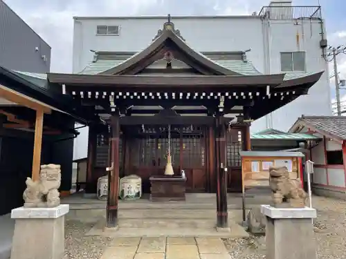 御崎八幡神社の本殿・本堂
