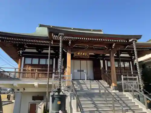 東漸寺の本殿・本堂