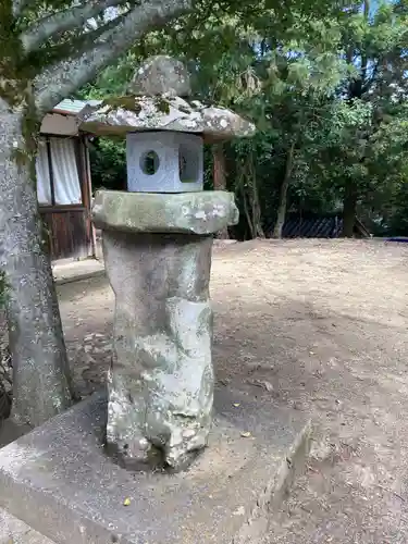 高屋神社の建物その他