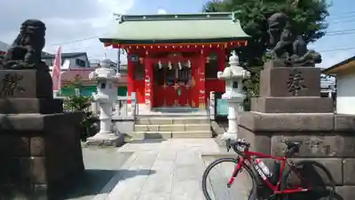 東八幡神社の本殿・本堂