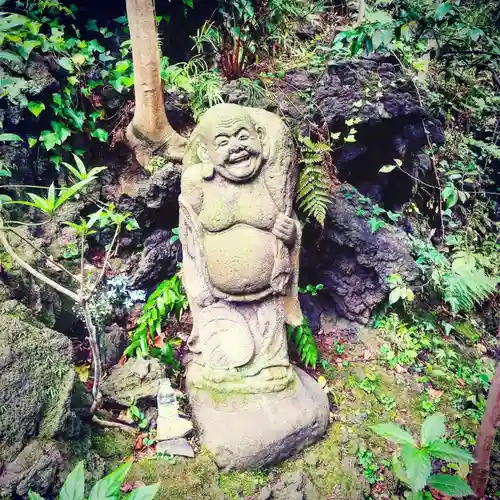 赤坂氷川神社の像