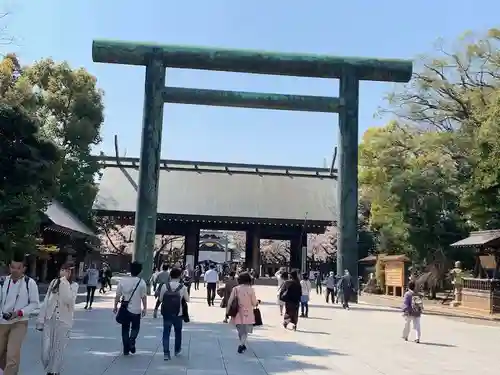 靖國神社の鳥居