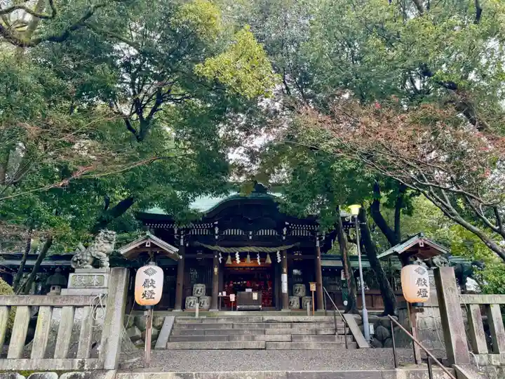 堤治神社の本殿・本堂