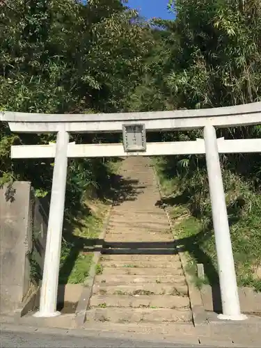 國府尾神社の鳥居