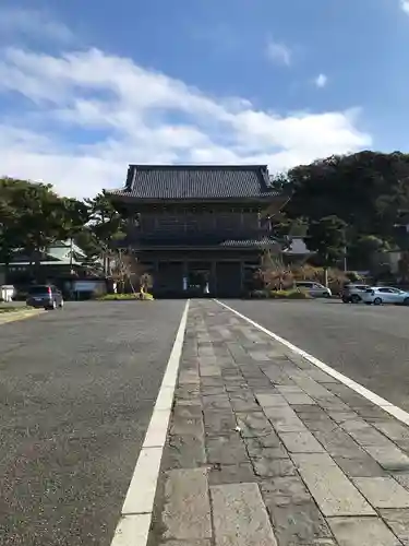 光明寺の山門