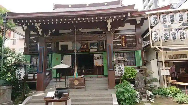 正寶院(飛不動尊)の本殿・本堂