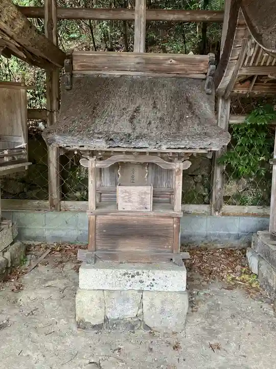 桑実寺の末社・摂社