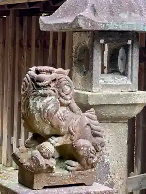 蟬丸神社(蝉丸神社)の狛犬