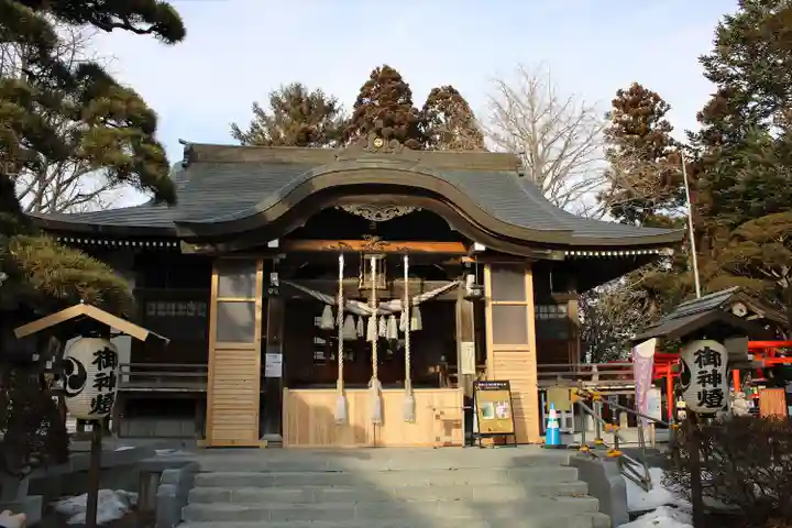 湯倉神社の本殿・本堂