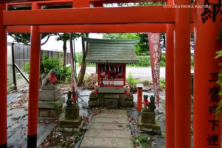 東伏見稲荷神社の本殿・本堂
