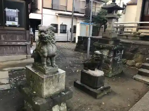 大久保青木神社の狛犬